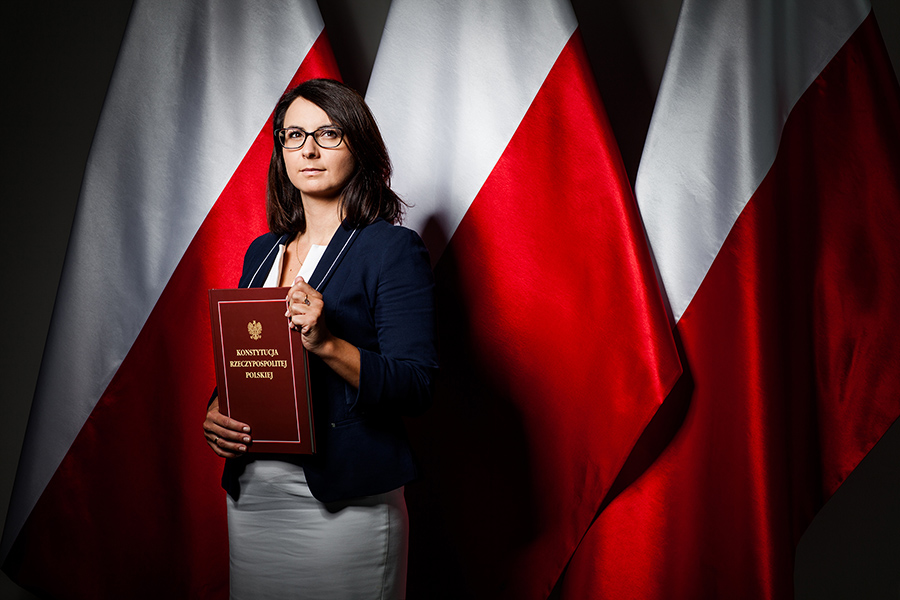 Kamila Gasiuk-Pihowicz, polityk, prawniczka i posłanka na Sejm RP. Profesjonalne zdjęcia wizerunkowe polityka.