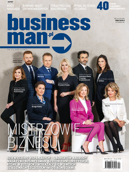 Laureaci nagrody #MistrzBiznesu 2017: Michał Bolesławski (wiceprezes ING Bank), Finanse: Agnieszka Kłos, (prezes Provident), Usługi specjalistyczne: Anna Janczewska-Radwan (prezes Medim), Nowe Technologie: Bożena Leśniewska (wiceprezes Orange Polska), Edukacja: Sylwia Hałas-Dej,(prezydent Fundacji Koźmińskiego), Produkcja: Agnieszka Servaas (prezes VIVE Management), Ubezpieczenia: Anna Włodarczyk-Moczkowska (prezes Gothaer), Prawo: mecenas Robert Kroplewski (Kancelaria Radcy Prawnego Kroplewski), Usługi dla biznesu: Kornel Dybul (prezes Invest Secure Family Office). Okładka magazynu Businessman. Biznesowa Fotografia Wizerunkowa Warszawa.